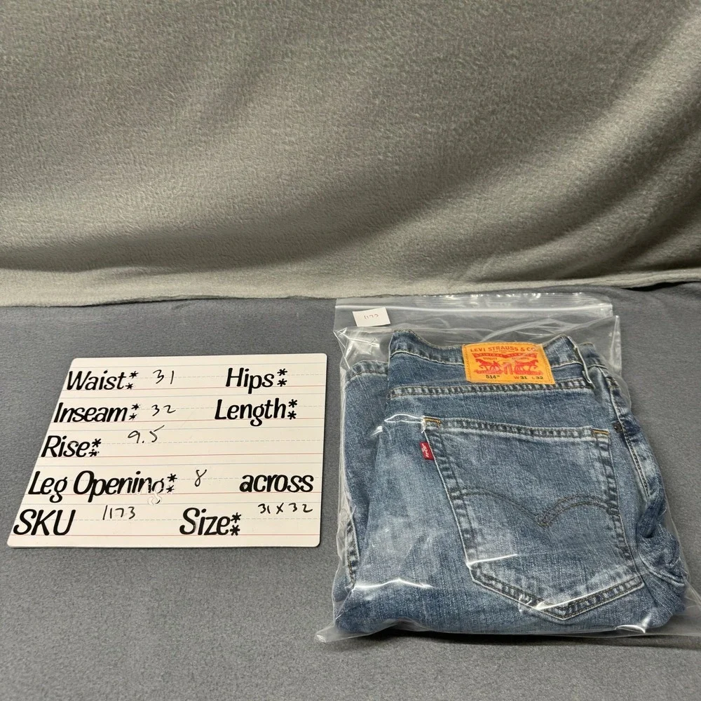 Levi's 514 Jeans Mens 31x32 ACTUAL Straight Fit Blue Denim Classic